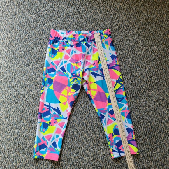 RARE Under Armour Pink Blue Neon Compression Capris Size Medium - Picture 3 of 7